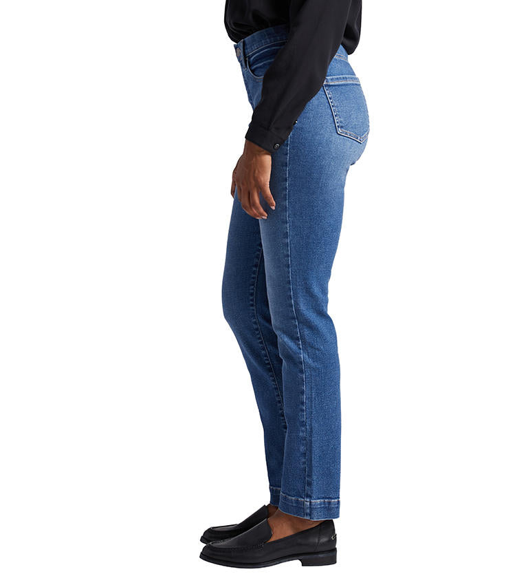 The back view of a woman wearing Jag Valentina Straight Jeans.