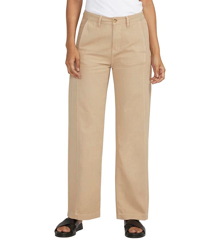 Slimming Trouser in Lux Cotton Linen Jag Strike The Pose
