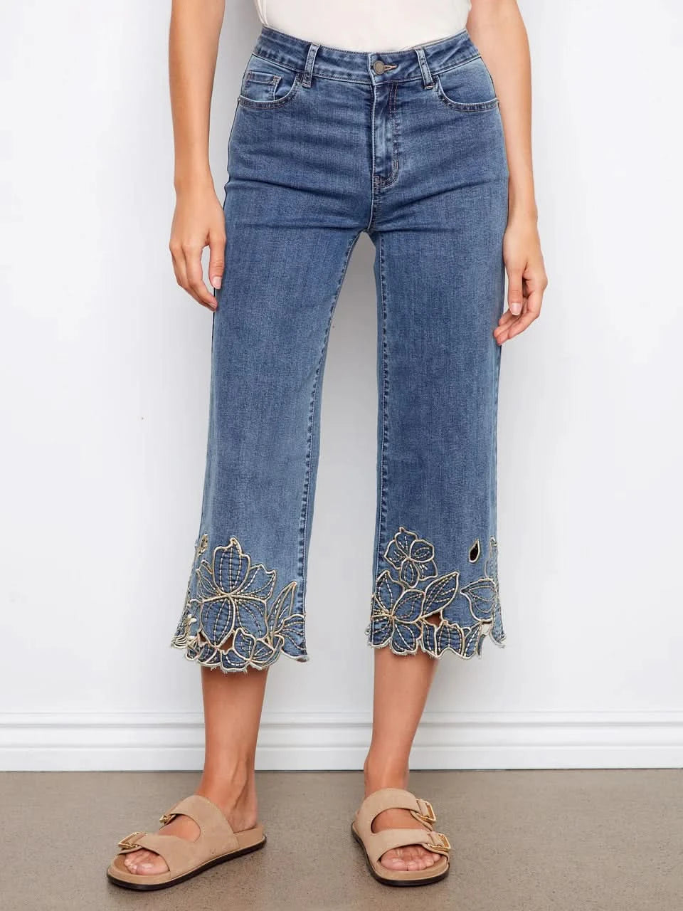 Cropped Wide Leg Jeans With Floral Embroidery