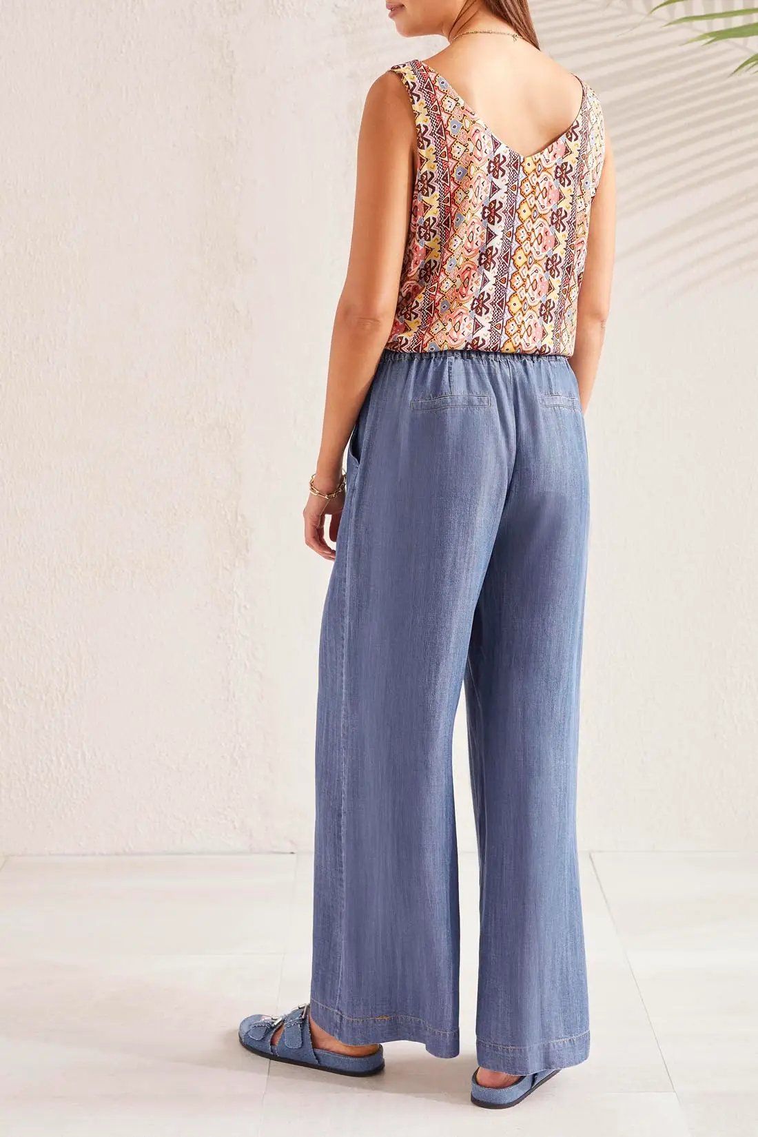 Flowy Pull on Wide Leg Pant with Pockets Tribal Strike The Pose