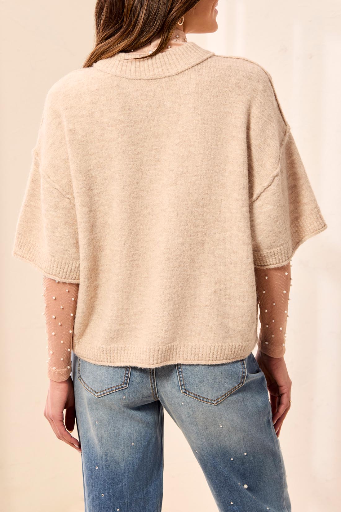 LOFTY ELBOW CREW NECK