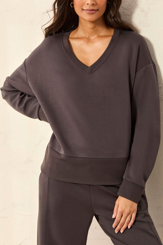 V NECK TOP