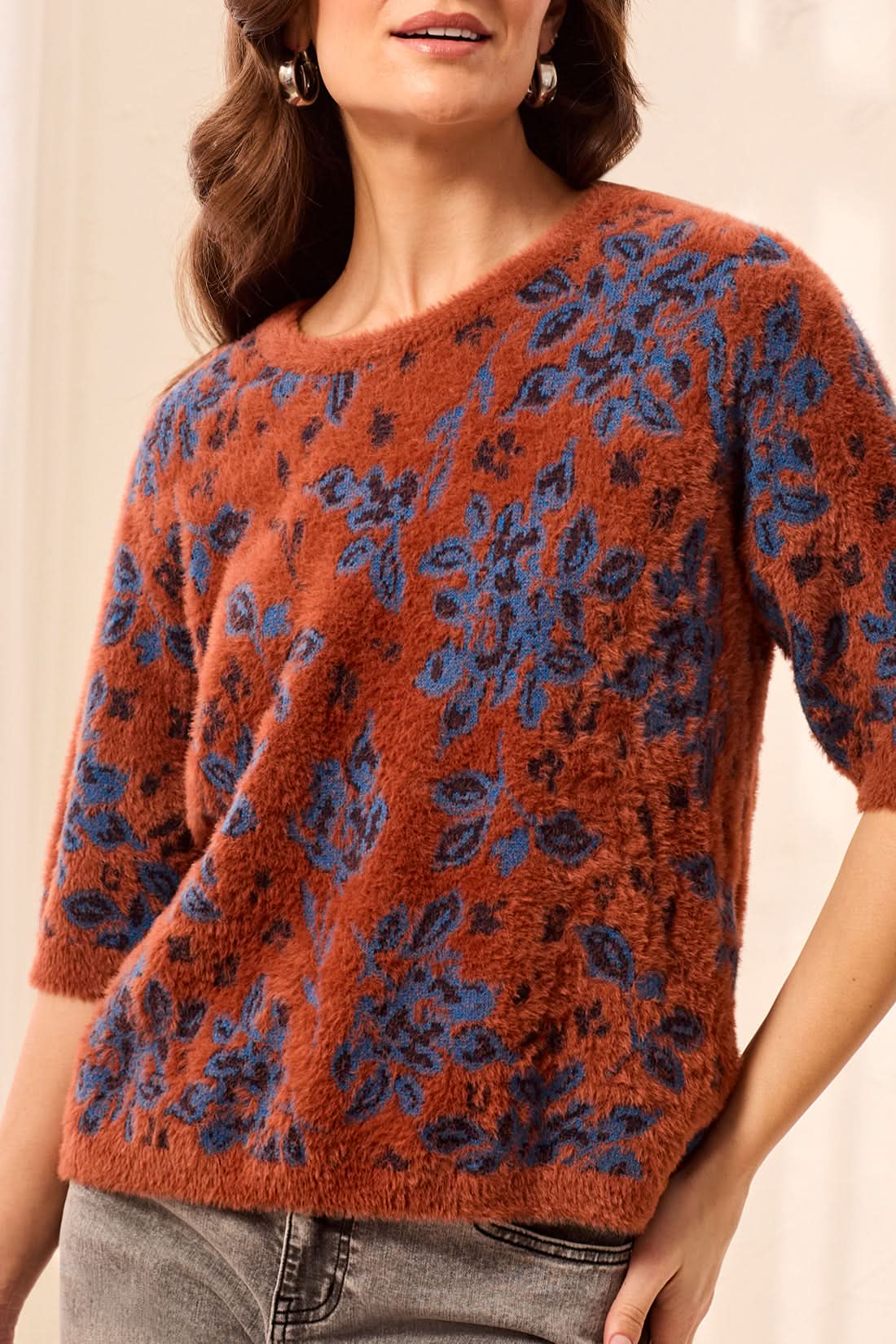 ELBOW SLEEVE CREW NECK