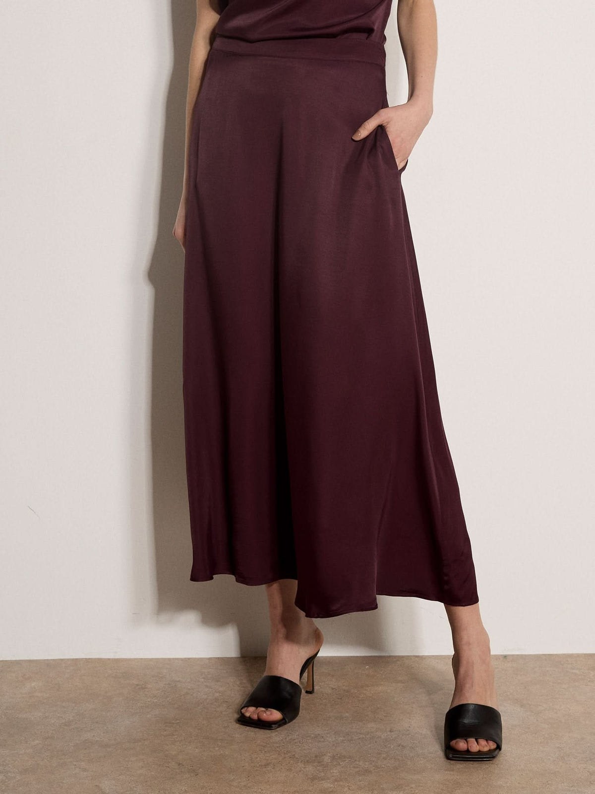 SATIN MAXI SKIRT